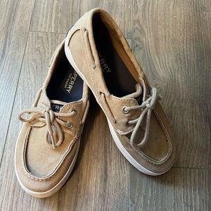 Sperry boat shoes